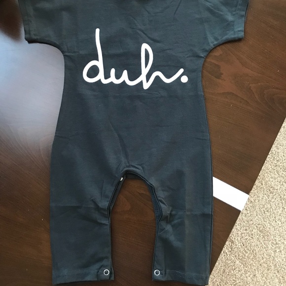 Adorable unisex “duh” onesie! 👶🏻👶🏾👶🏽 - Picture 3 of 3